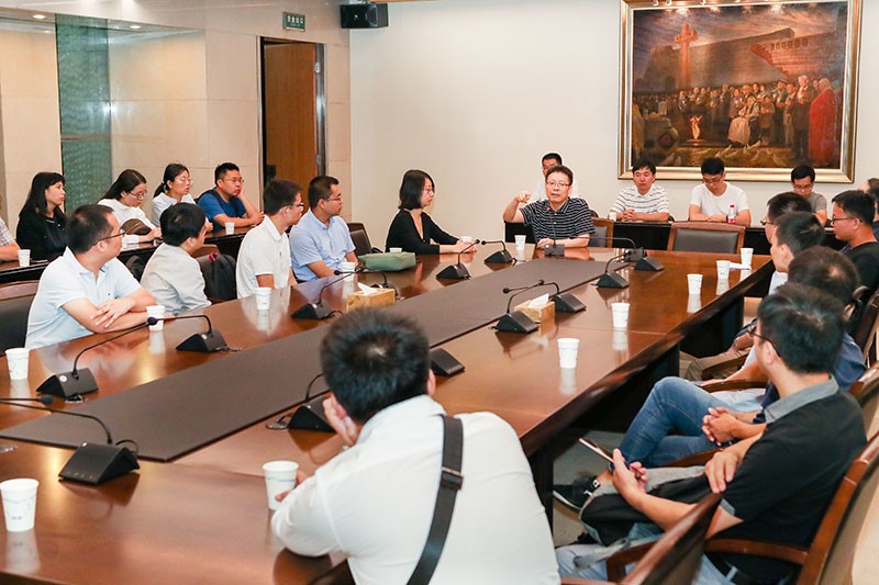 我校举行2019年新教师入职典礼及岗前培训